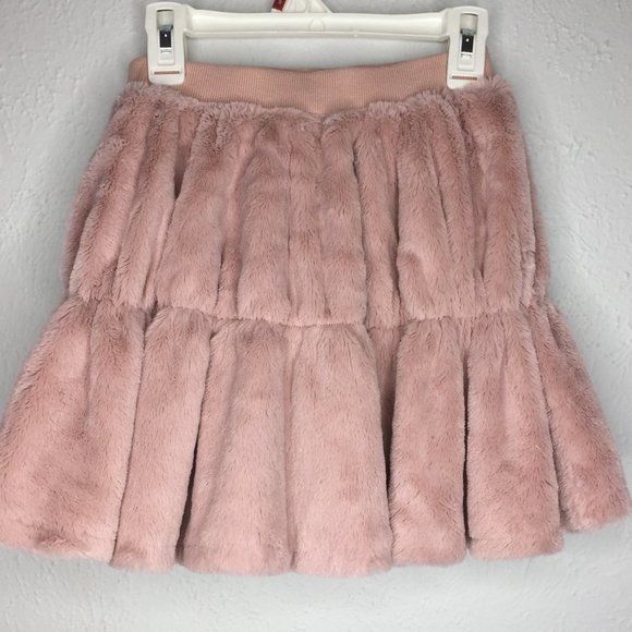 Perimitz, faux fur, mauve skater skirt 4 girls. - Picture 2 of 6